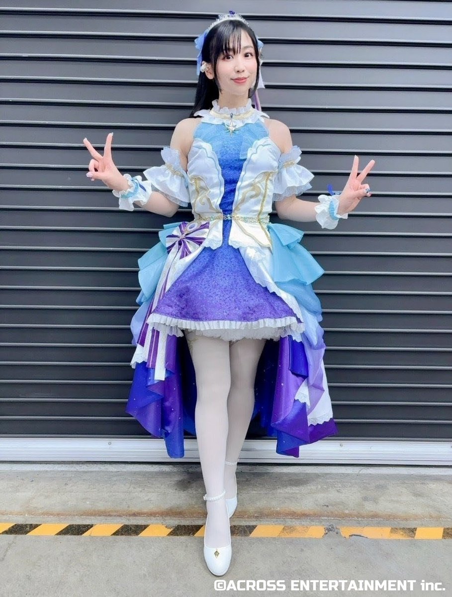 ACROSS_staff's tweet image. 【スタッフ】

本日は『THE IDOLM@STER CINDERELLA GIRLS 10th MEMORIAL LIVE STARLIGHT STAGE 』千秋楽公演DAY2に渋谷凛役 #福原綾香 が出演いたしました💎♌✨️

ご来場&amp;amp;配信をご覧のプロデューサーさん、たくさんのご声援をありがとうございました😆🙌

#デレステ10thツアー千秋楽_day2