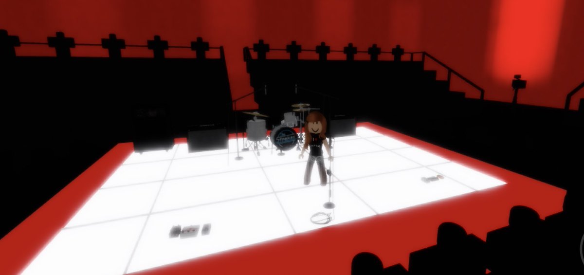 rubysonfire's tweet image. And they said robloxians couldn’t like The Strokes …