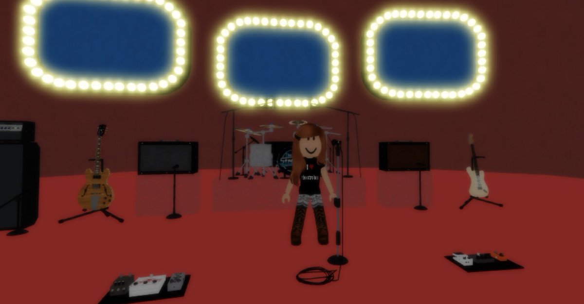 rubysonfire's tweet image. And they said robloxians couldn’t like The Strokes …