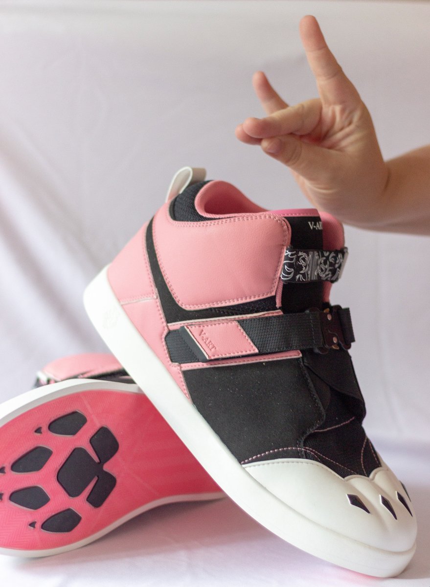 V 🦋 V-Art.co.uk tweet media