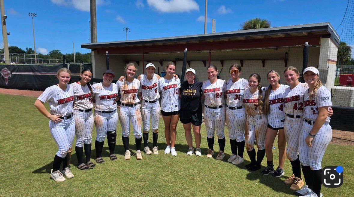 Lilly Rollinger tweet media