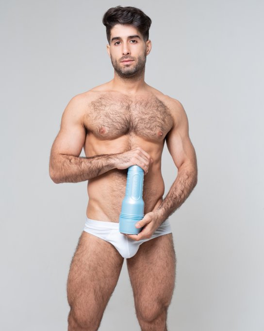 Take me home!  US/Europe/Canada/Australia:    https://t.co/pfmGrwDYTK  Brazil:    https://t.co/daT7MH4A88