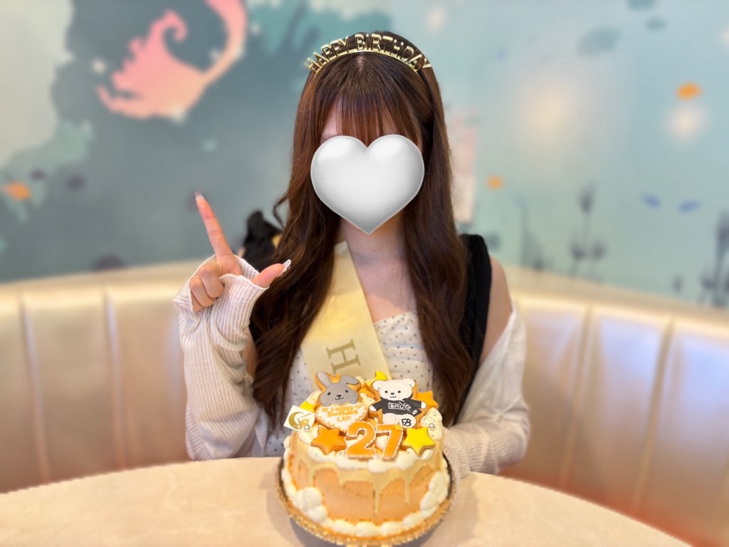 𝐴💛 tweet media