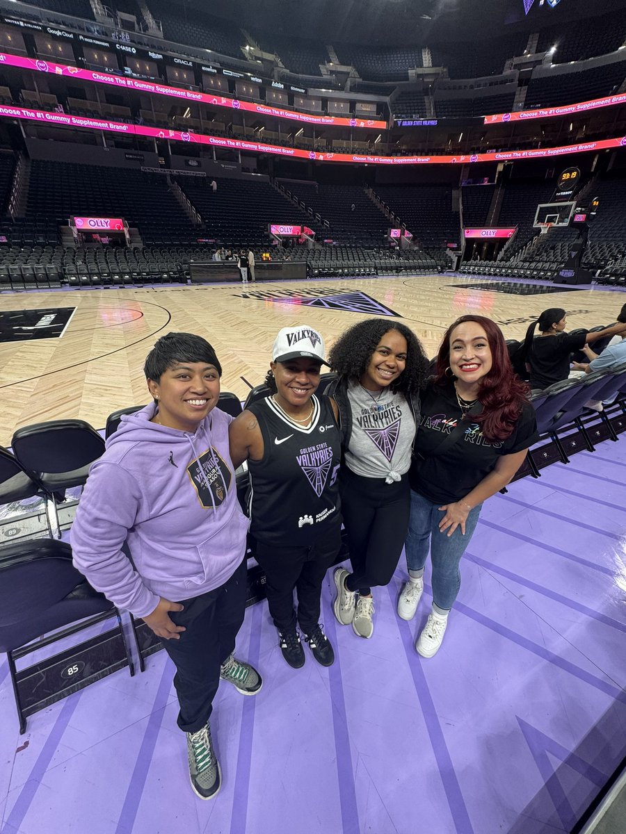 yo0Auntee's tweet photo. We had a blast at BALLHALLA watching the @valkyries battle there way to the playoffs. S/O to Uber & STAND+ (their sponsor @StephenCurry30 #PLEZi brand with @MichelleObama) for a great charity game 🫶🏾 https://t.co/85VMyoaWMD