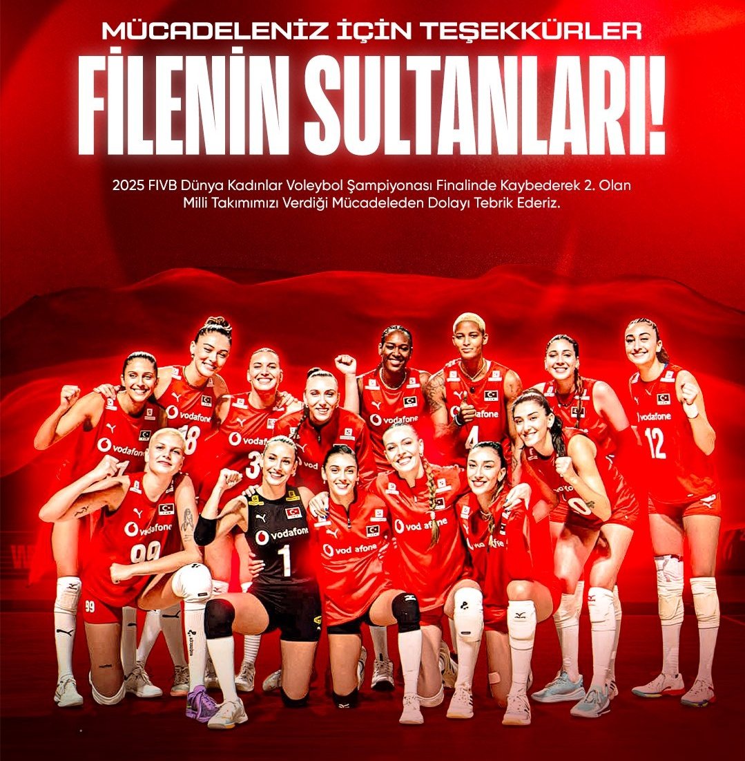 #FileninSultanları tarih yazdı!

Dünya ikincisi oldular ama bizim için her zaman şampiyonlar.

Tebrikler Milli Takım!