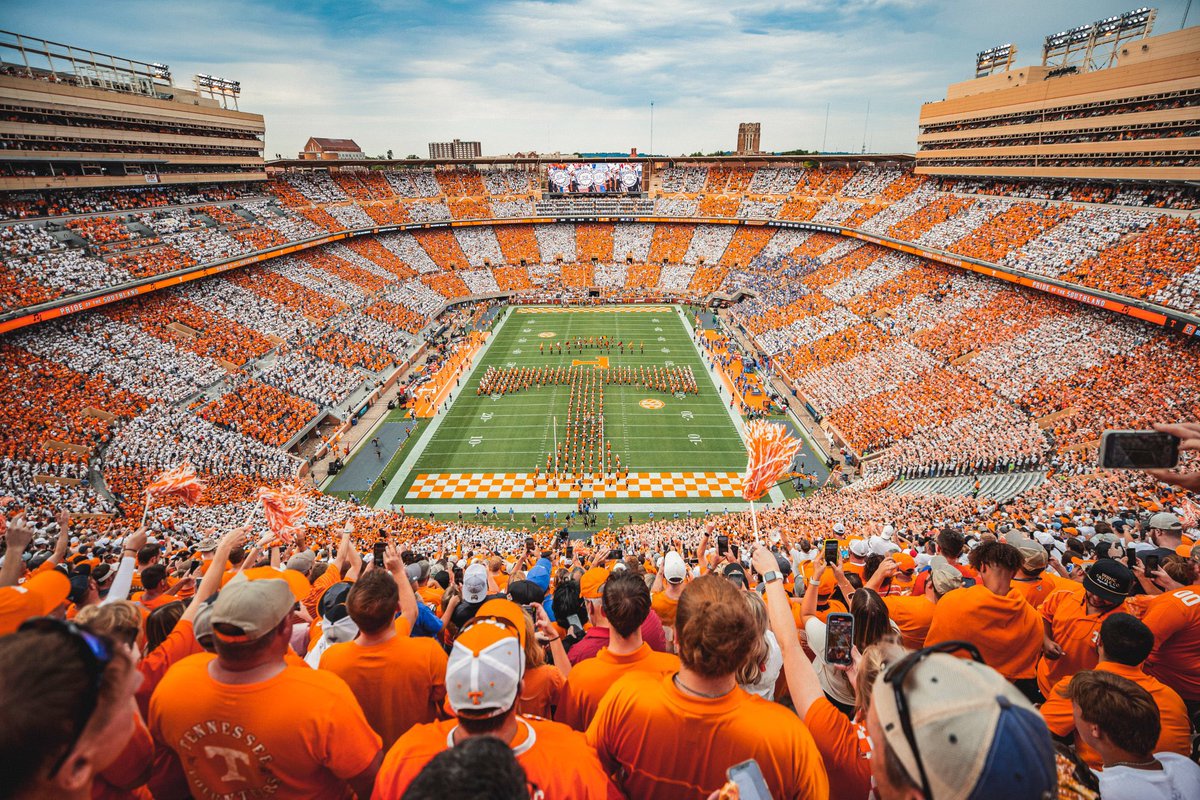 REMINDER: CHECKER NEYLAND 🟧⬜️🟧

It needs to be dangerous in Neyland Saturday.