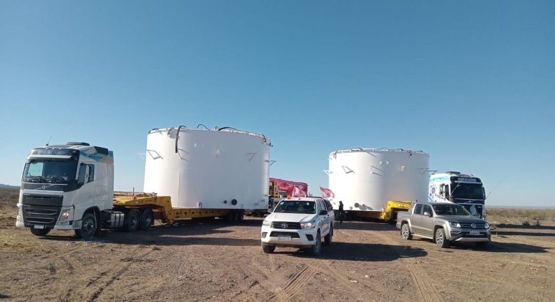 PaMiguelangelpa's tweet image. #ElChañar #CorteProgramado en San Patricio del Chañar. Será este Domingo de 14 a 15,30 hs. Afecta desde Picada 1 hasta Picada 11, barrios Primeros Pobladores y Parque Industrial. Facilitarán el paso de transporte terrestre por ruta N° 7, de un tanque de grandes dimensiones.