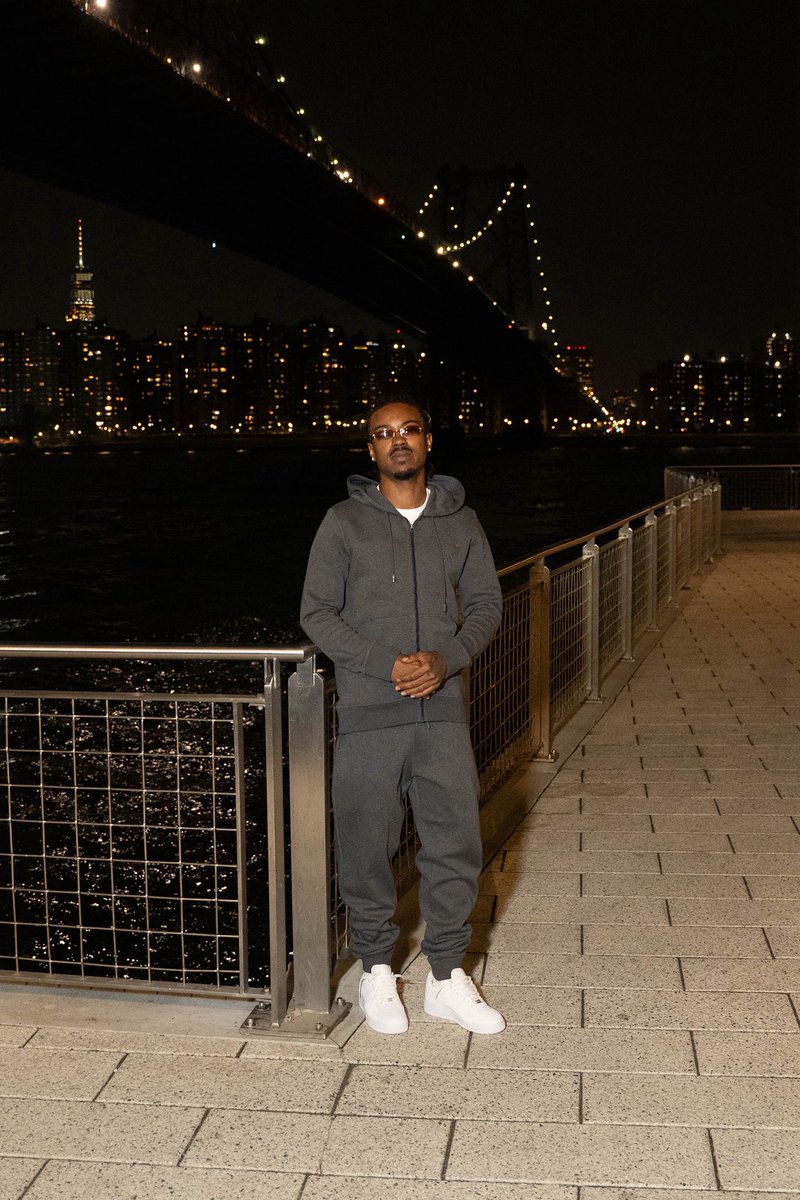 LaniG74's tweet image. 27 🖤 More life to me 🤞🏾