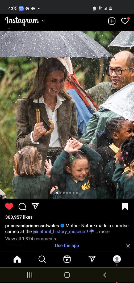 bushy_3333's tweet photo. @hol40900 Looks like they are having fun. FUCK OFF https://t.co/YKiEEHyRha