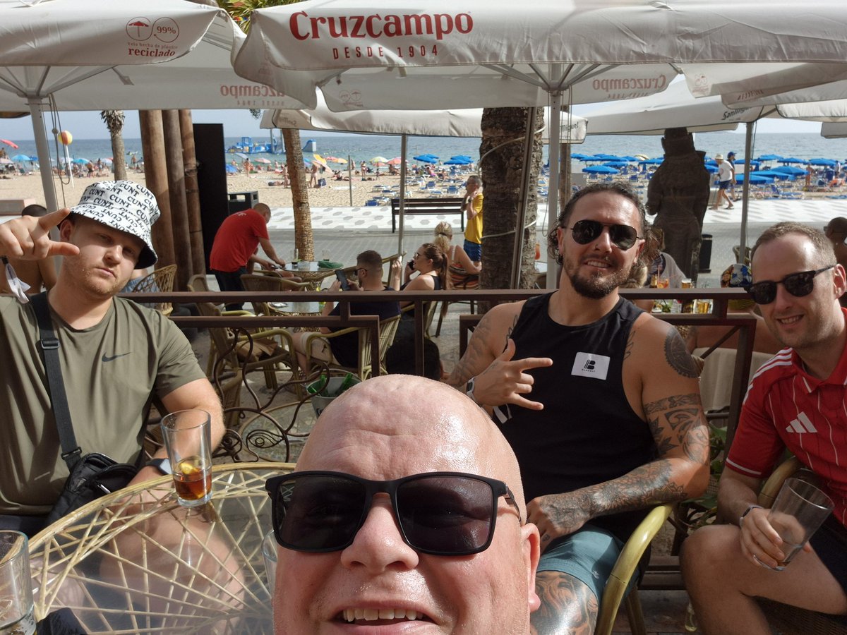 Rickysaunders77's tweet image. Happy Sunday