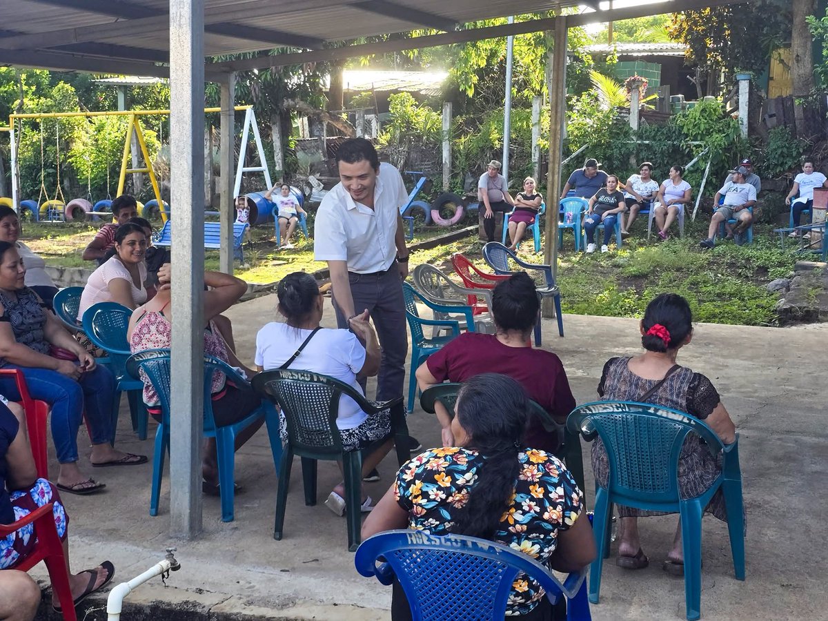 #SonsonateCentro nos recuerda cada día por qué vale la pena seguir trabajando: su gente, su esfuerzo y sus sueños.🙏🏻 

Seguimos trabajando 🫡