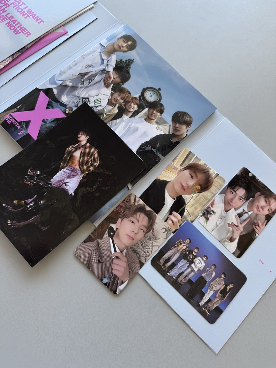 10 YEARS WITH MX!! 🫡

#MONSTA_X_POPUP #hello82 #82giveaway #hello82SANDIEGO