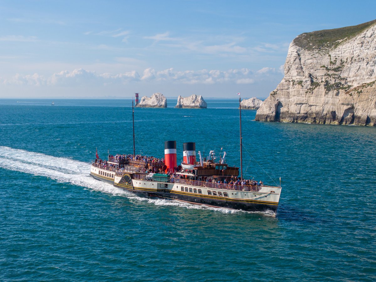 BognorRegisObserver (@bogobserver) on Twitter photo Only aboard steamship Paddle Steamer Waverley can you cruise round the Isle of Wight or steam along Dorset’s Jurassic Coast to view Lulworth Cove
#AD <a href="/PS_Waverley/">Paddle Steamer Waverley</a> #DayOut #WhatsON #VintageSteamBoat #PaddleSteamer #SouthCoastTrips #IsleOfWight #Excursion
trib.al/ocP6FTr Only aboard steamship Paddle Steamer Waverley can you cruise round the Isle of Wight or steam along Dorset’s Jurassic Coast to view Lulworth Cove
#AD <a href="/PS_Waverley/">Paddle Steamer Waverley</a> #DayOut #WhatsON #VintageSteamBoat #PaddleSteamer #SouthCoastTrips #IsleOfWight #Excursion
trib.al/ocP6FTr