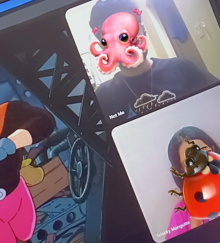 M_Srishty's tweet image. #Linux gurl dating windows guy be lyk:

Ps. Movie on screen : castle in the sky #studioGhibli #nerds #ghibli