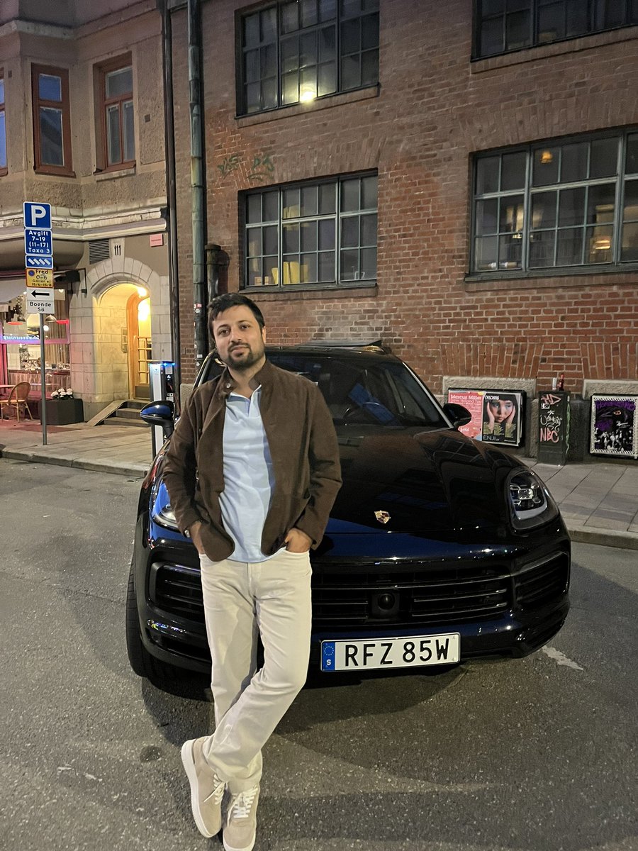 🇸🇪 Bugün İsveç’te güzel bir hayat kurabiliyorsam, bunun temeli Türkiye’de kendimi geliştirmem ve ülkemin bana sunduğu fırsatlardır 🇹🇷

Elbette her ülkenin eleştirilecek yönleri var. Ama 7 yıl boyunca farklı ülkelerde yaşayıp çalıştıktan sonra samimiyetle söyleyebilirim ki,