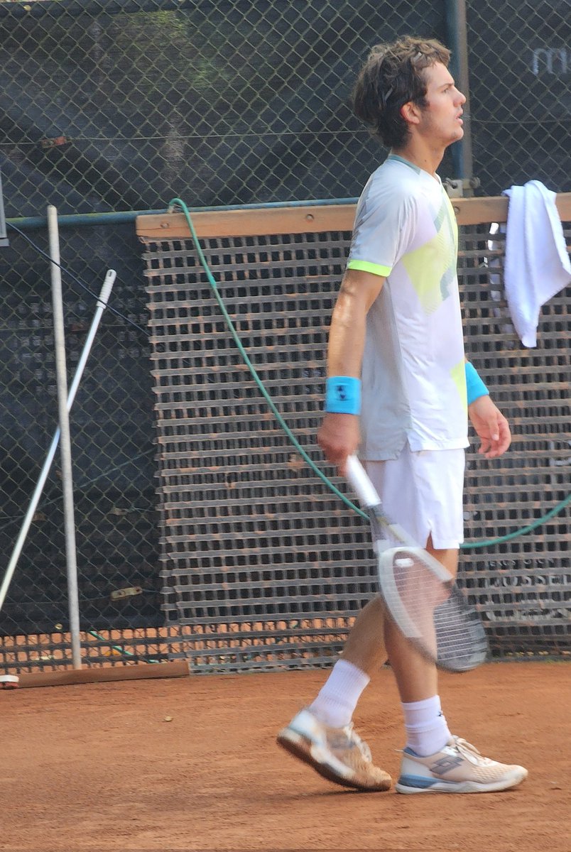 🇧🇪  Gilles-Arnauld Bailly gets his 4th ITF title of the year, winning M25 Meerbusch by dropping just a single set (vs. Houkes in the final).

Great response after losing his first CH final last week. Up to ~260 in the rankings, not far from slam qualifyings. Still only 19 y/o! 📈