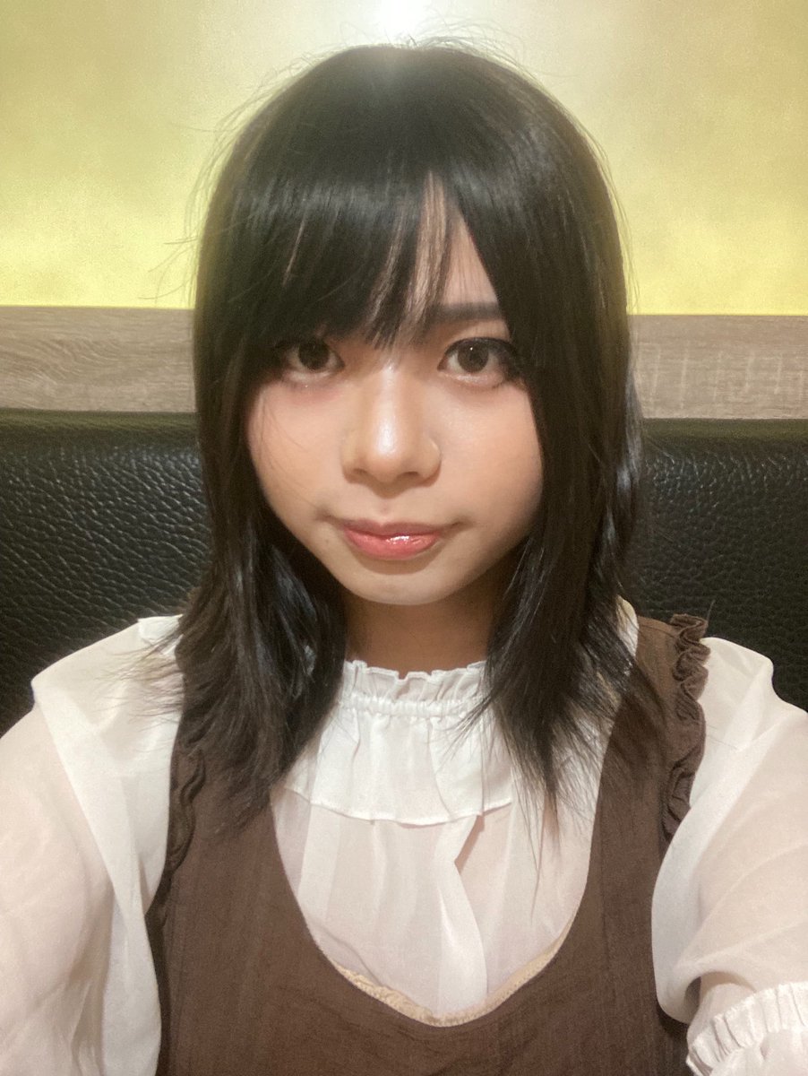 fly_hin's tweet photo. 昨日與小夏到桃園找貓貓老師吃飯逛街↖(^ω^)↗
感謝貓貓老師的化妝和教學O(∩_∩)O
希望有朝一日自己也可以畫出這麼可愛妝（^ _ ^） https://t.co/YSBGyurPDF