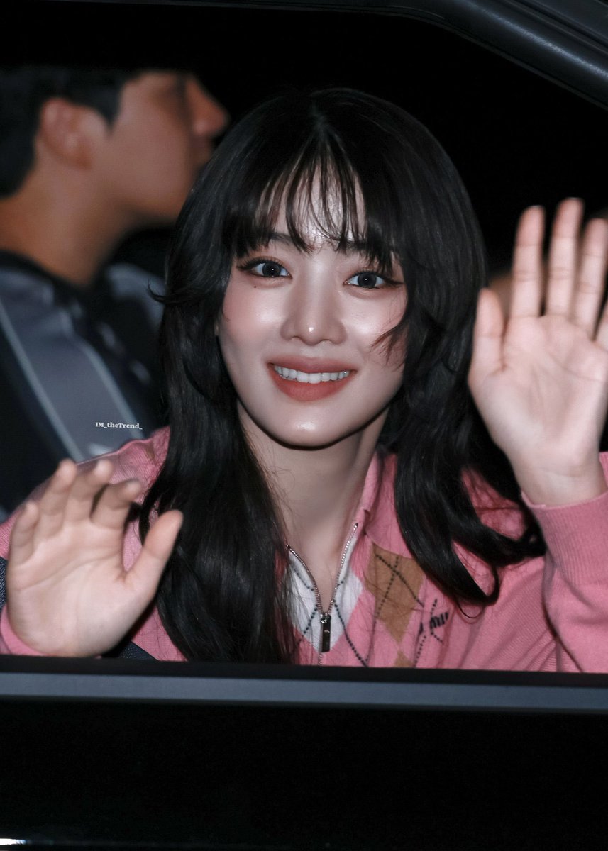 MINNIE. tweet media