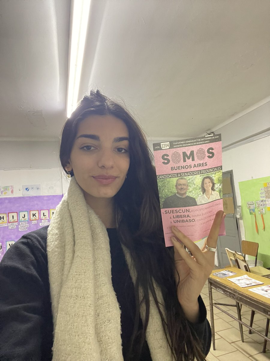 abrisalgado's tweet photo. Primera vez votando a mi vieja. 

Somos Buenos Aires. María Eugenia Libera. 

Orgullosa es poco 💕 https://t.co/eXitbInw7S