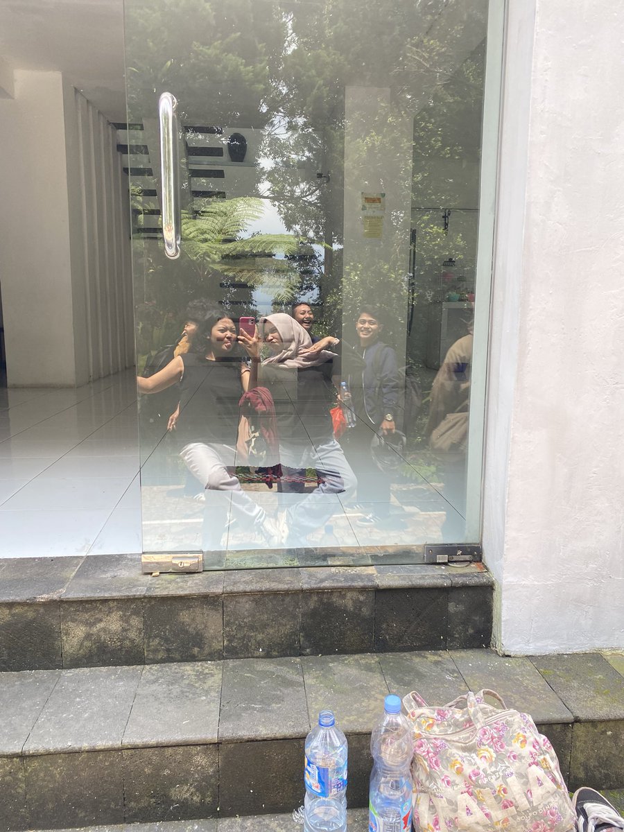 tris777ezza's tweet image. seru powl