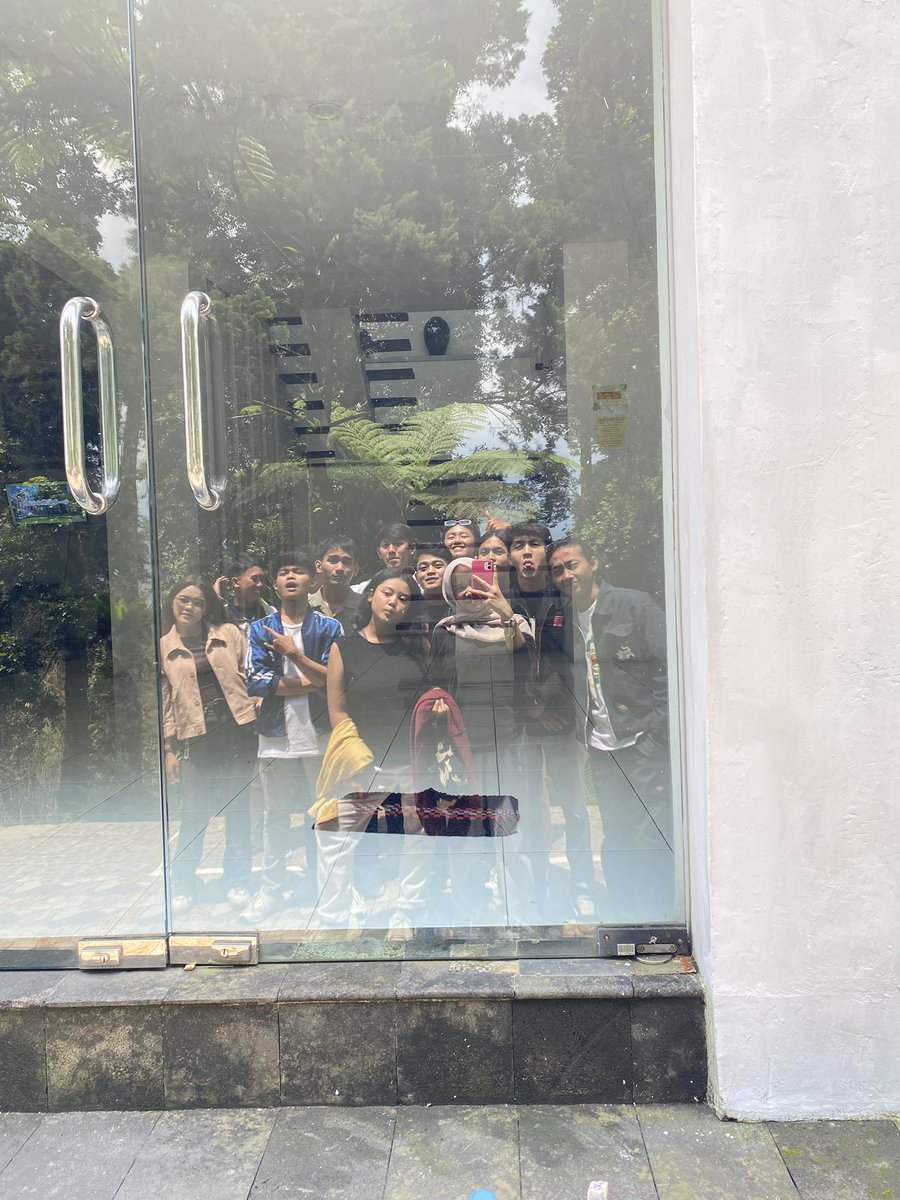 tris777ezza's tweet image. seru powl