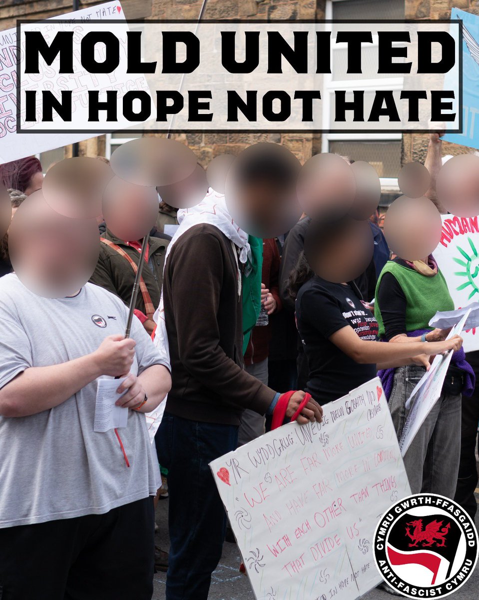 CymruAFN's tweet photo. YESTERDAY, we met the fascists again in Mold.

With signs from advance-UK it’s clear these are bussed in agitators who do not care about the people of Wales, Welsh culture and the Welsh language.  🏴󠁧󠁢󠁷󠁬󠁳󠁿

¡No Pasarán! ✊ https://t.co/Gb6eODGmq7