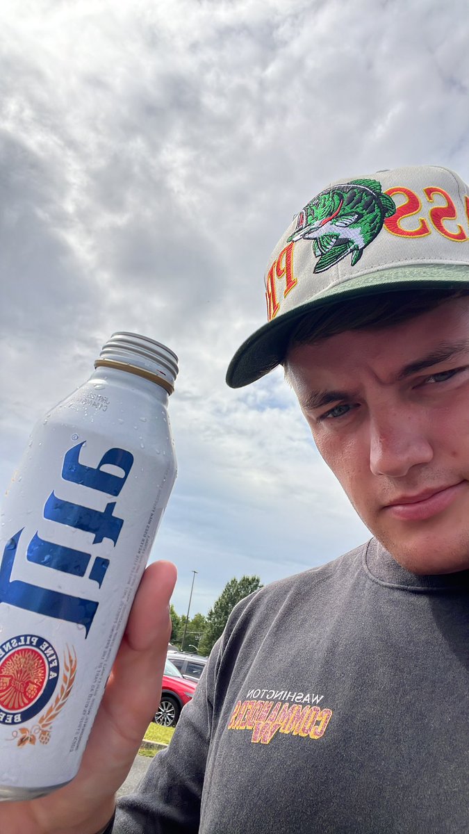 Harry Mayes tweet media