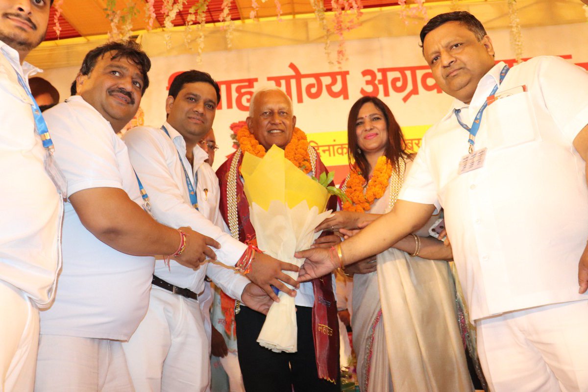 DrRajnishjain1's tweet image. आज जींद मे अखिल भारतीय अग्रवाल समाज द्वारा आयोजित विवाह योग्य अग्रवाल युवक युवती परिचय सम्मेलन मे शामिल हुई जिसमे 17 राज्यों से 1250 से अधिक प्रत्याशियों ने हिस्सा लिया 

अखिल भारतीय अग्रवाल समाज के प्रधान राजकुमार गोयल और समस्त कार्यकारिणी द्वारा दिएगए सम्मान के लिए हार्दिक आभार