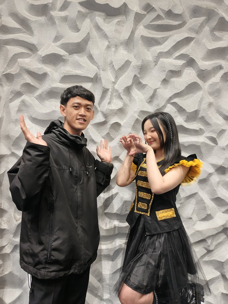 rawr 🦖🦖🦖 tweet media