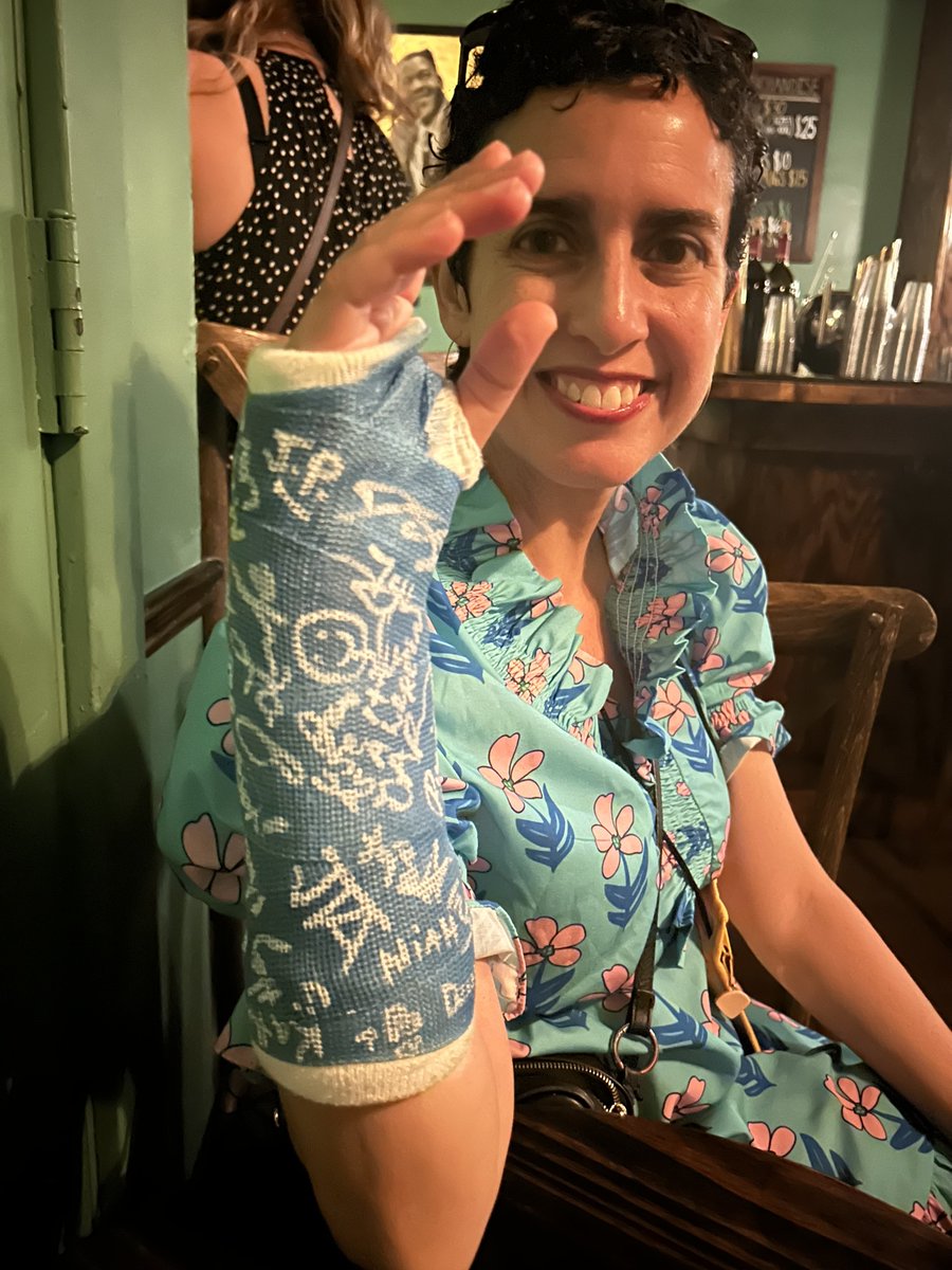 I.S. Berry | THE PEACOCK AND THE SPARROW tweet media