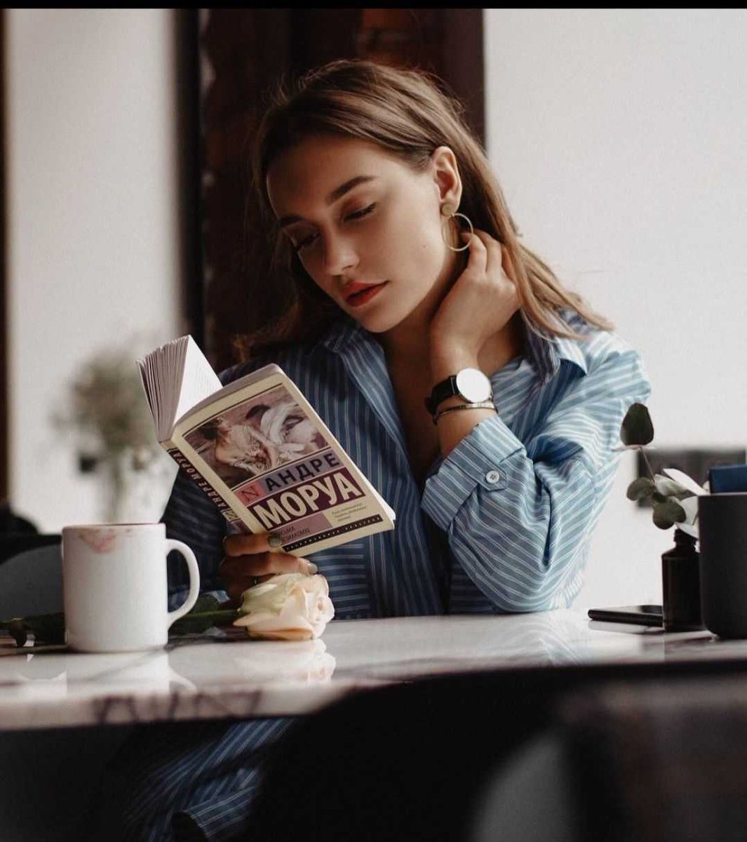 hamilton_l28903's tweet image. Coffee brews, screens light up—leaders inspire from home, shaping futures. ☕💻 #RemoteTeaching #Leadership