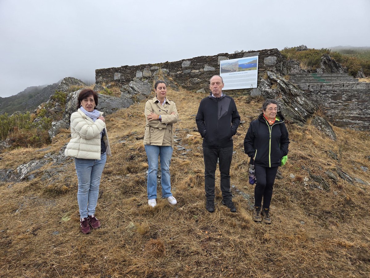 Na xornada "A memoria asolagada: Veigas de Camba e a Lama no Encoro das Portas, organizada por #nievesamado dende o <a href="/consellocultura/">Consello da Cultura Galega</a> coa visita a estes espazos e as intervencións na Casa Viúva, de José María Pérez López, Nieves Amado Rolán e 
Fernando Serrulla Rech.
Marabilloso!
