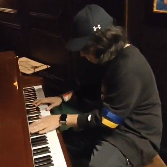 tinakiquack's tweet photo. so musical 🎶🎵🎤 https://t.co/4PzmTehoFM