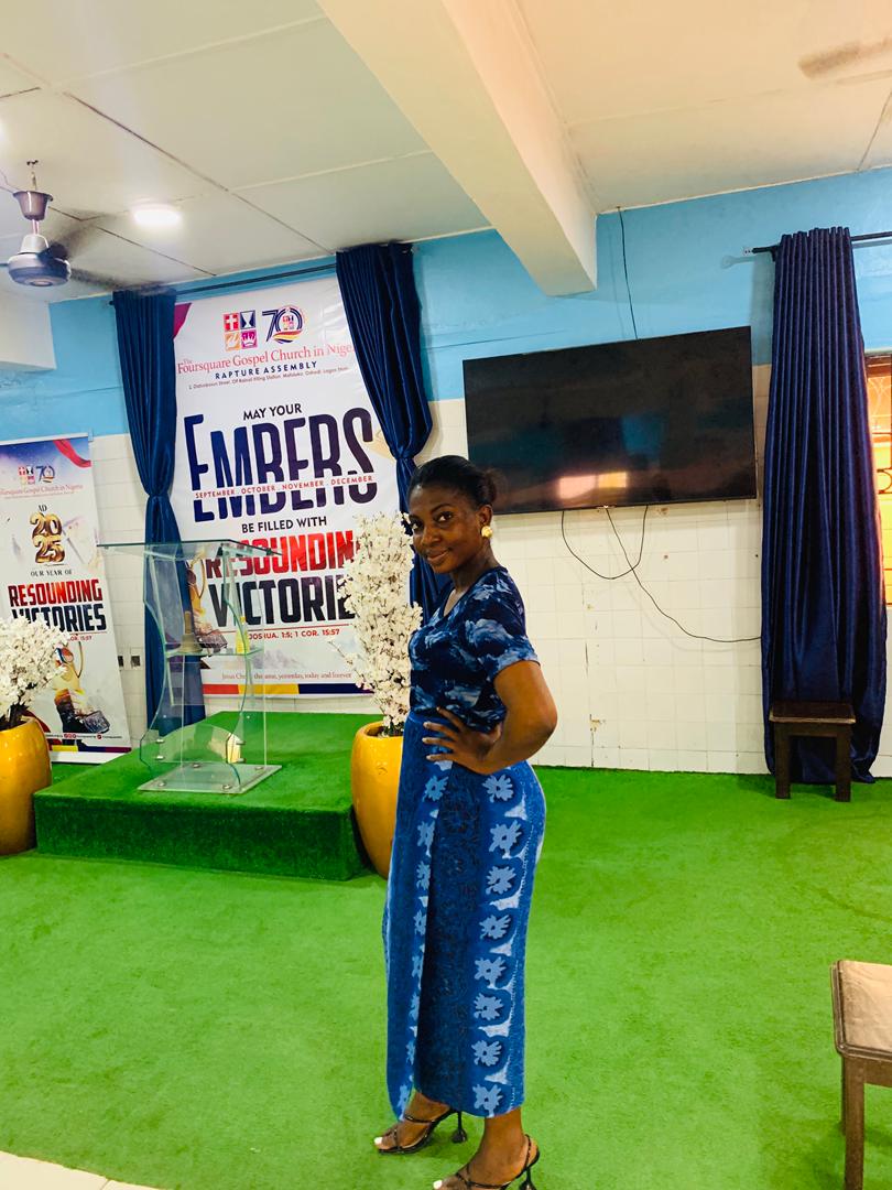 In God's presence, there's fullness of JOY. 
Beautiful Sunday 😍