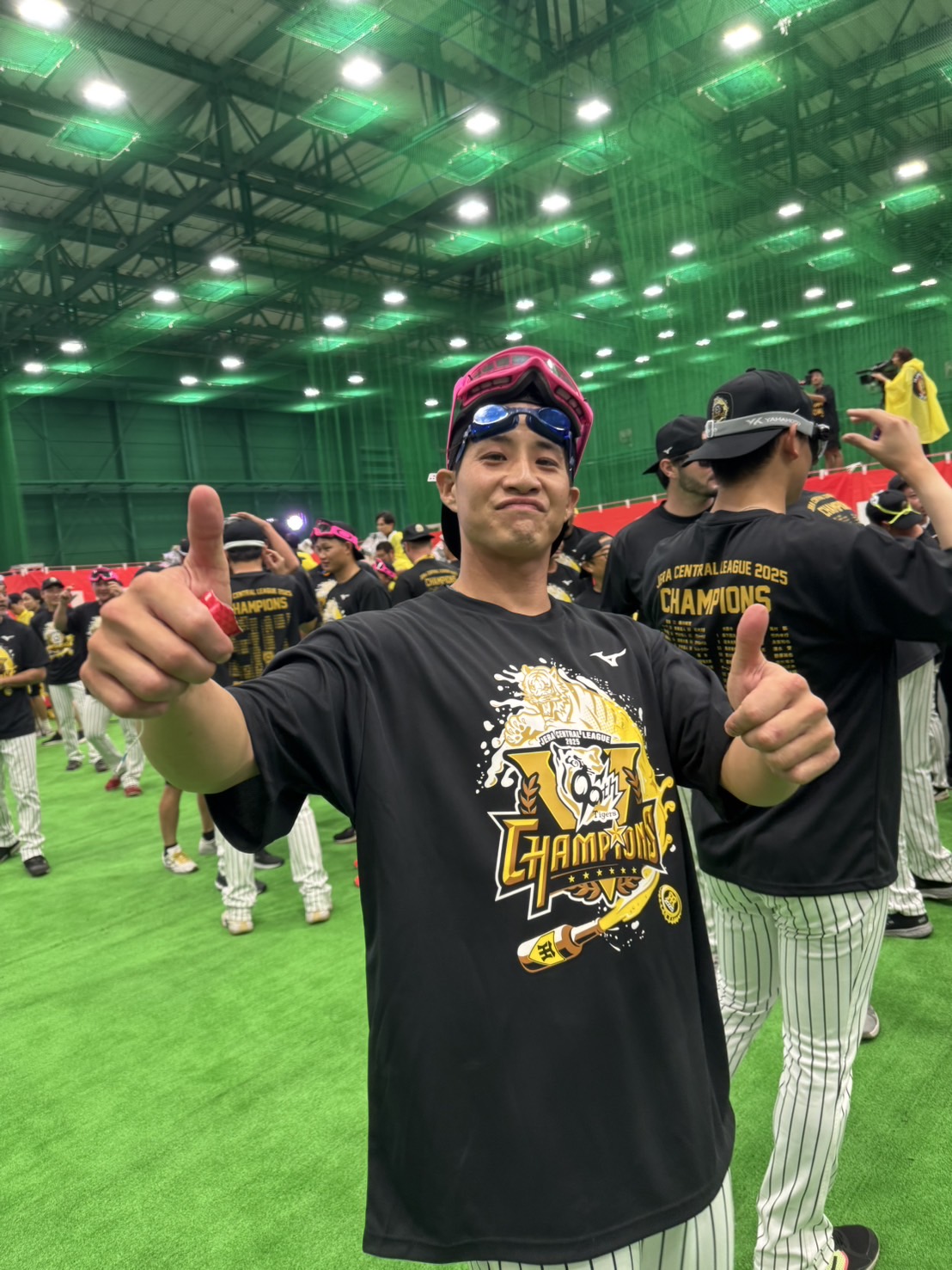 2025年　阪神タイガース　優勝ビールかけTシャツ LL 2枚セット 新品阪神タイガース優勝ビールかけTシャツ2枚セット 2025年 阪神