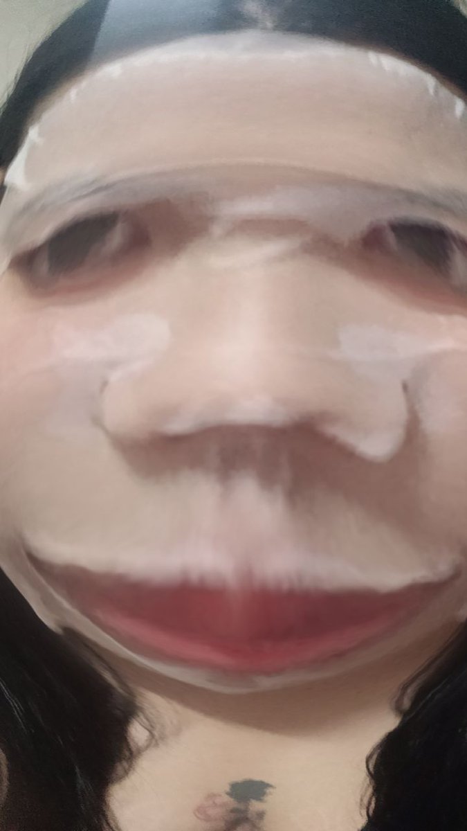 กูมาส์กหน้าแล้วไปข้างนอกหมาเห็นมันตกใจวิ่งหนี55555
ก็ไม่ได้หน้ากลัวป่ะะะ