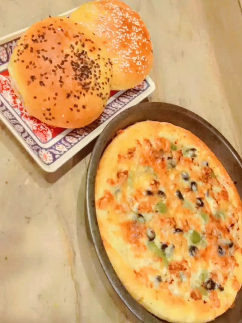 syed_usamahasan's tweet image. لیں جی آج کی بیکنگ حاضر ہے۔ کھائیں اور بتائیں ٹیسٹ کیسا ہے۔
#baking , #maninkitchen , #irresistible