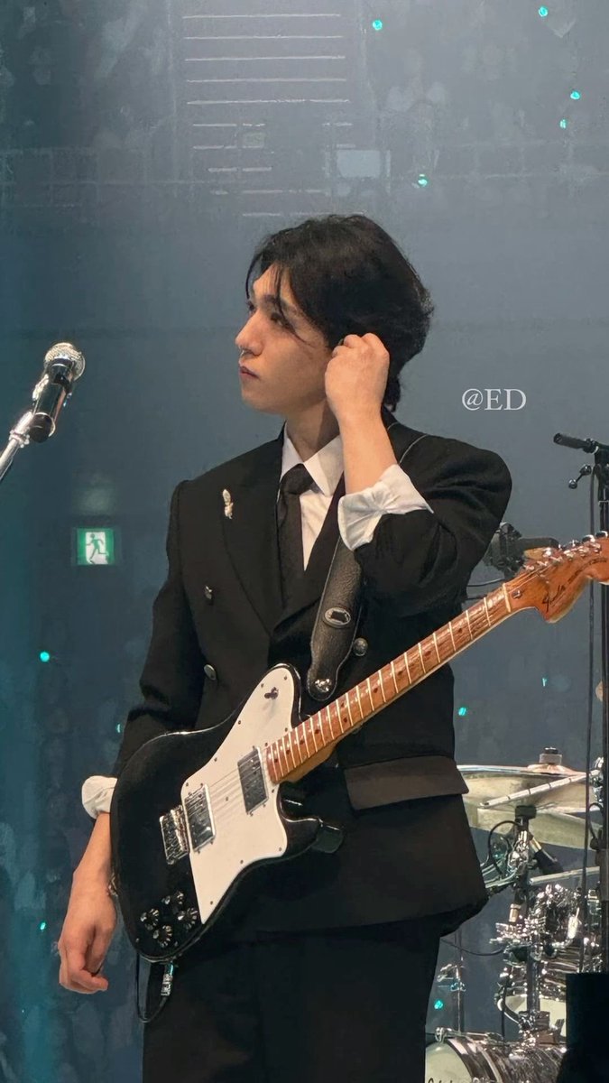 0428Pil6's tweet photo. 내기준 엉진이 최고 머리길이는 이거인듯 
진짜 원필이 말 오백번 이해가능 https://t.co/vXYQL8lJts