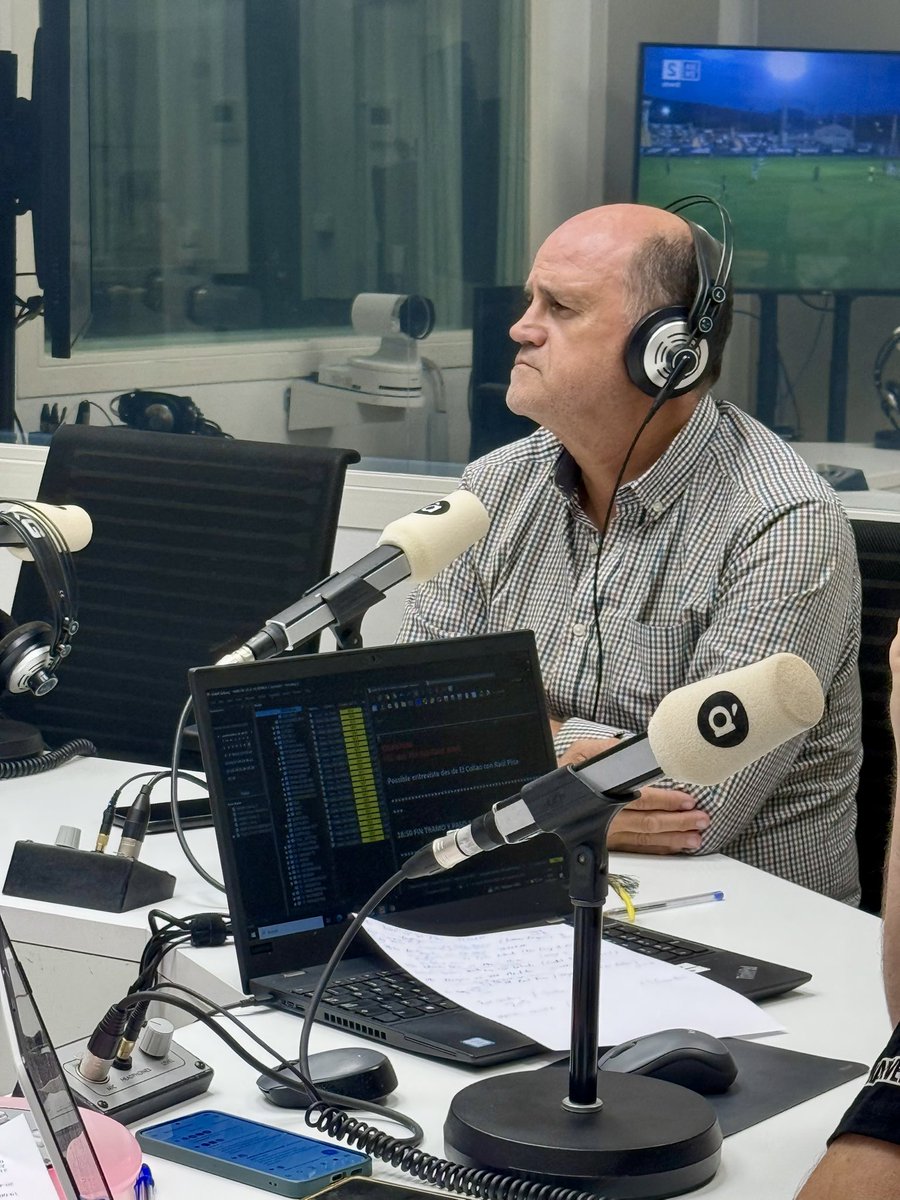 🔛 Arranca el partit de la <a href="/SEFutbol/">Selección Española Masculina de Fútbol</a> 🇪🇸 🆚 Turquia 🇹🇷 i t’ho comptem en <a href="/PuntaPunt_/">Punt a Punt</a> 

🎙️ Amb la narració de <a href="/LuisUrrutiaB/">Luis Urrutia</a>, <a href="/pacopolit/">Paco Polit ⚓️</a> i <a href="/10fernandogomez/">Fernando Gómez</a> 

📻 Connecta’t ací 👉🏼 apuntmedia.es/directe/direct…