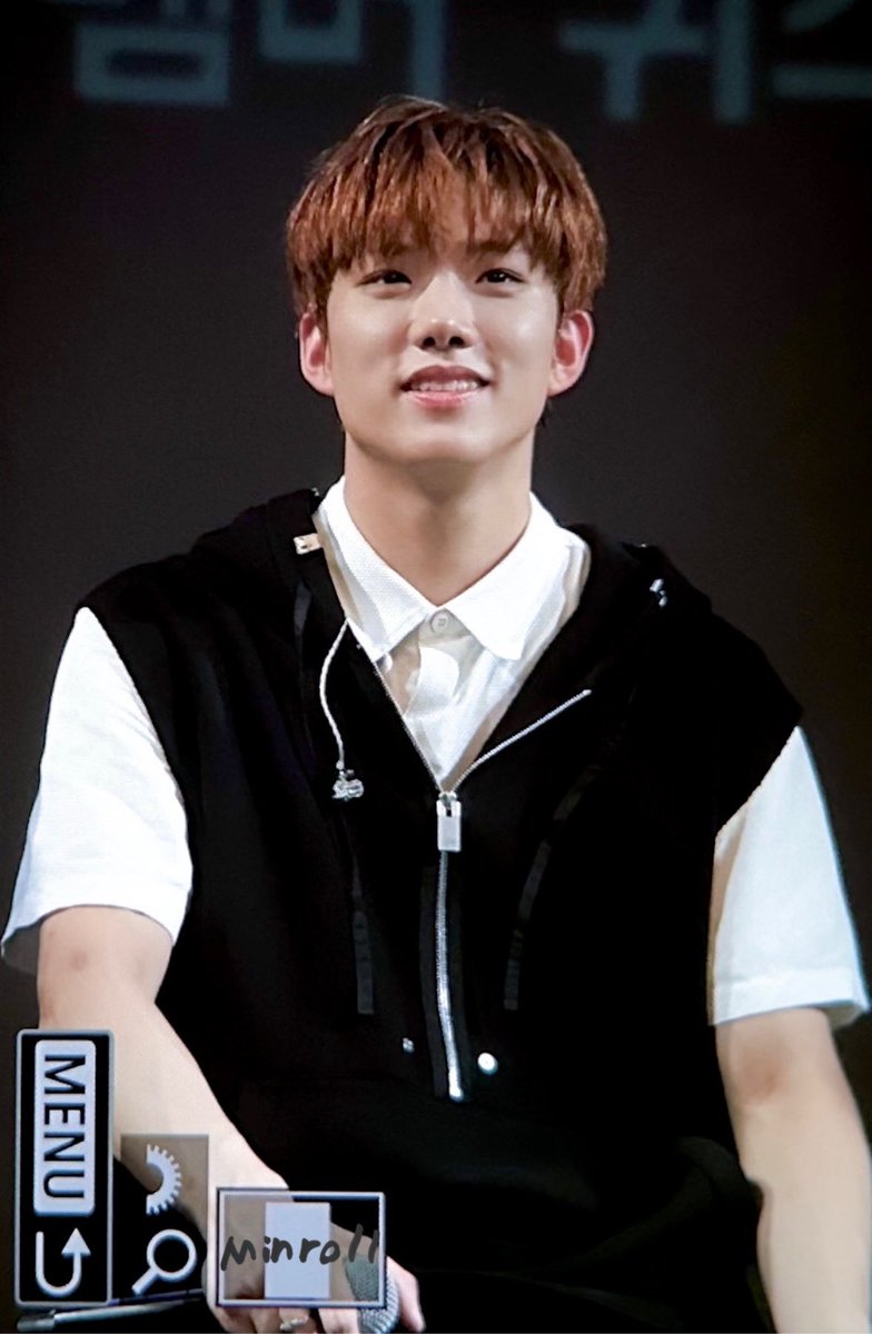 Minroll_0411's tweet image. 250907 팬미팅 2부

#아크 #ARrC #현민 #HYUNMIN