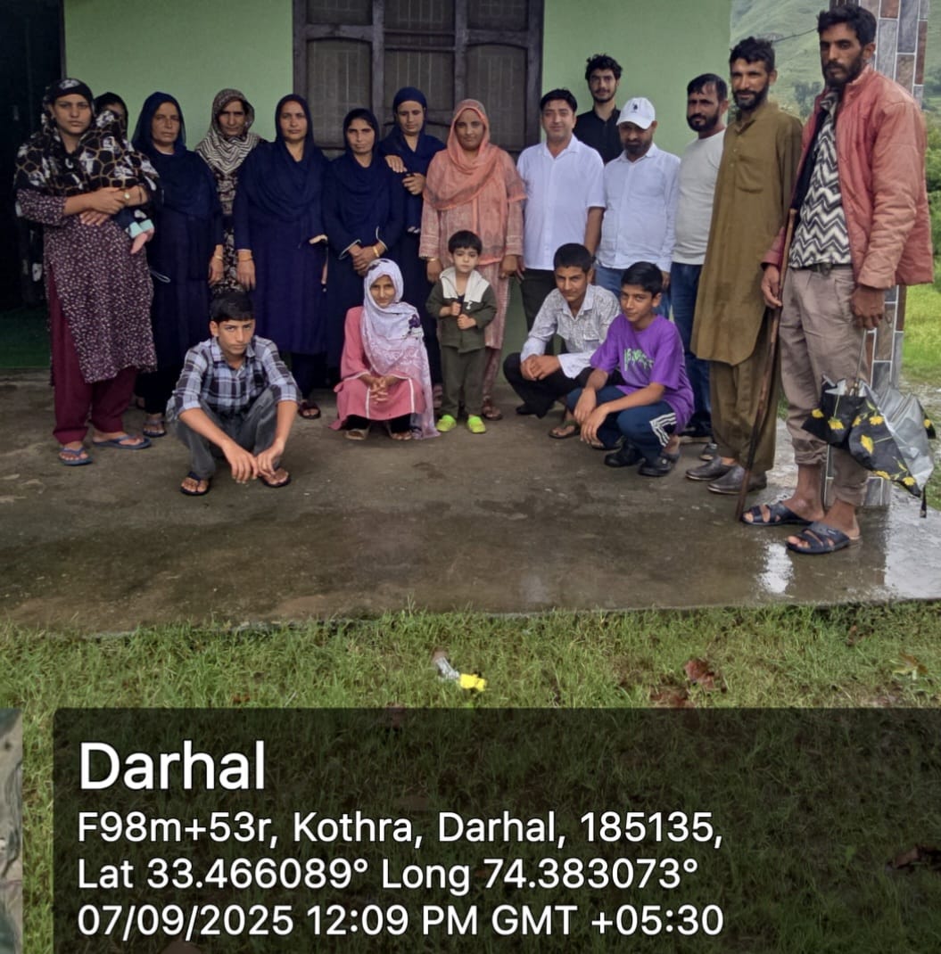 DioRajouri's tweet photo. On the directions of DC, Abhishek Sharma, 07 special medical camps were held today in rain-affected areas in district Rajouri
√ 305 OPD cases attended
√ Essential drugs & care provided
#Rajouri #Healthcare #JKUT
@OfficeOfLGJandK
@Divcomjammu @diprjk @dmrajouri @Abhi1shrma https://t.co/9IBfW26PsS