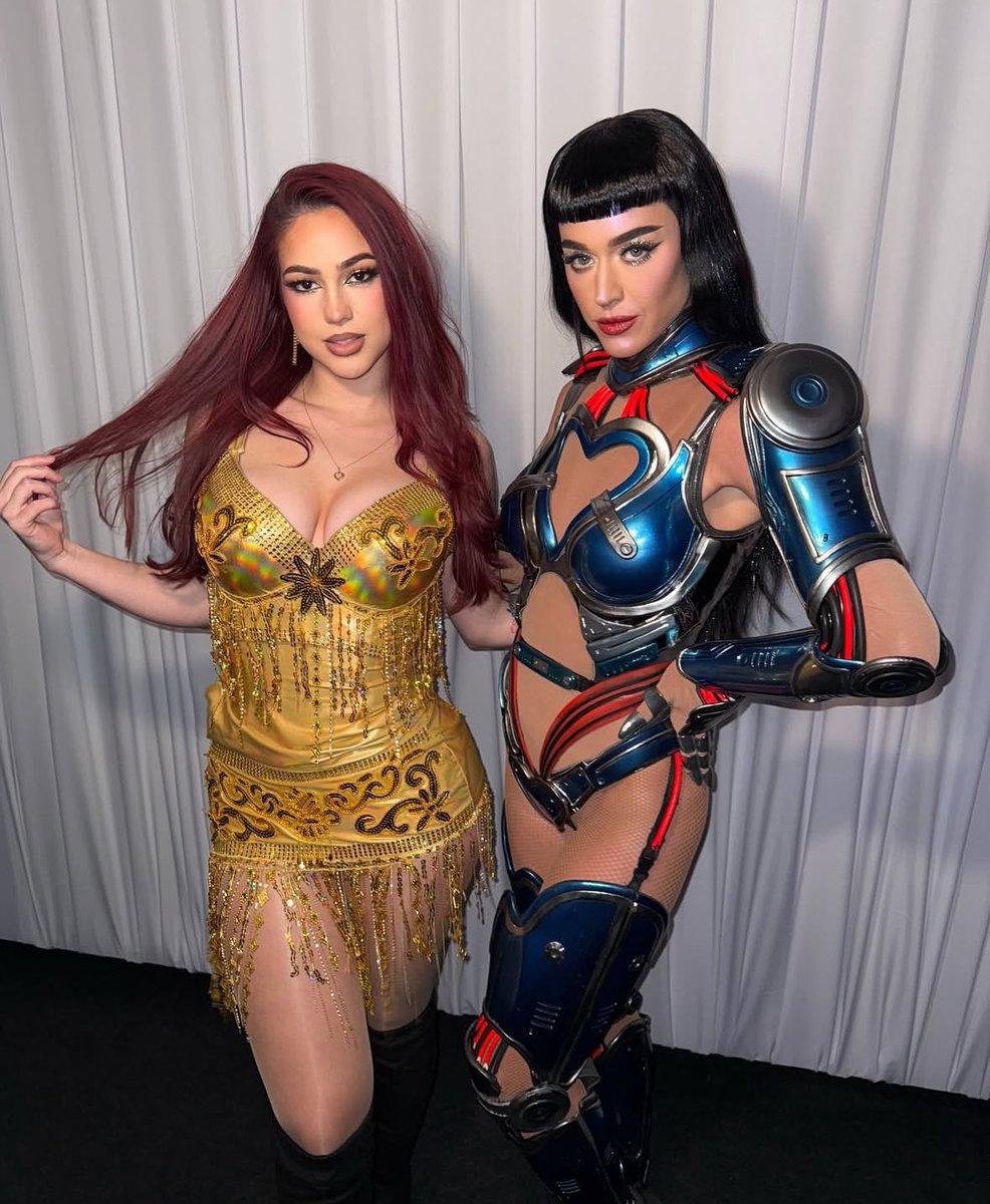 Loyaltty junto a Katy Perry.