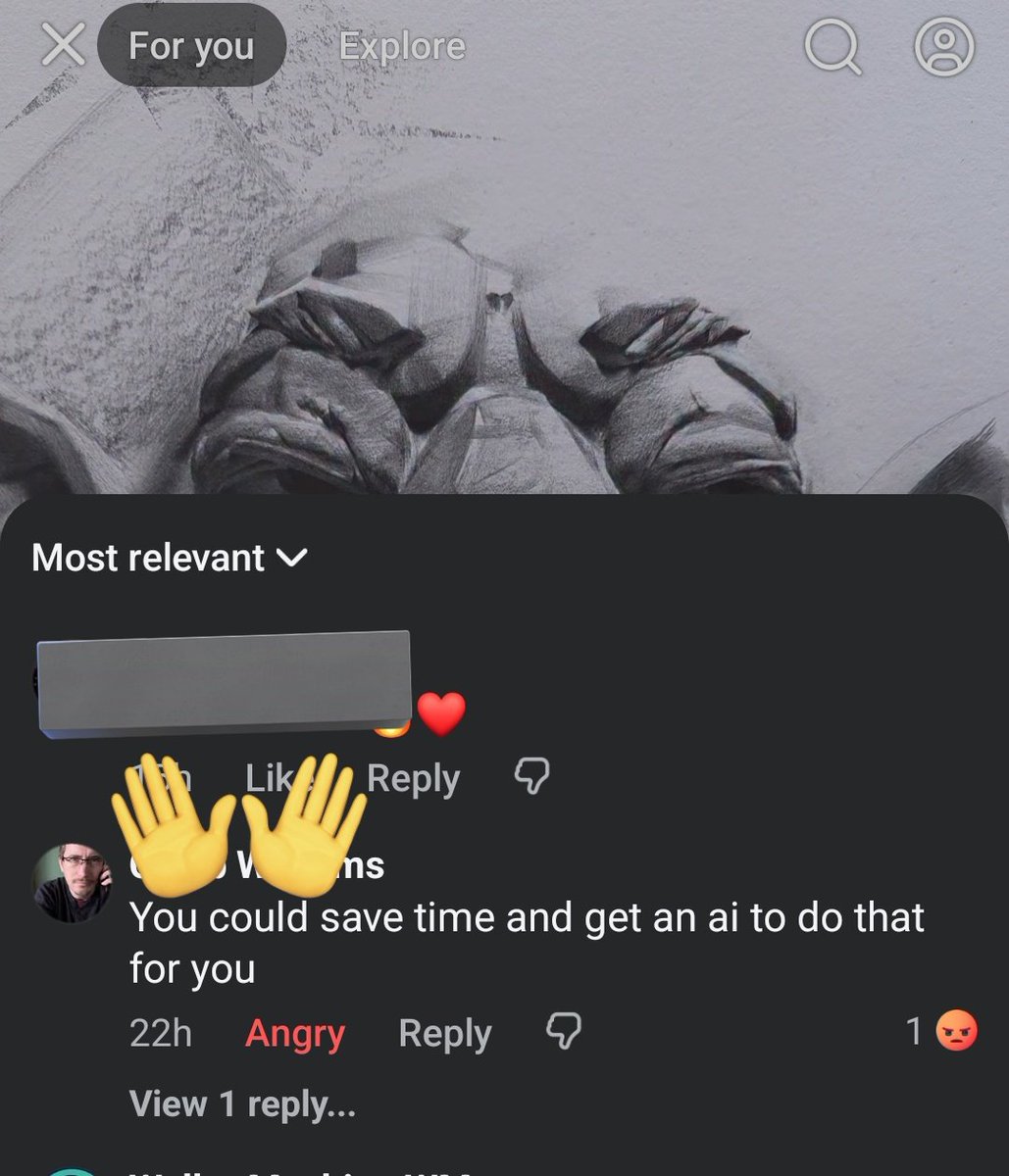 Vampire_Ellemai's tweet image. On Facebook I saw this comment on an artists video process post...I hate these people honestly. 

#notoaiart #againstai