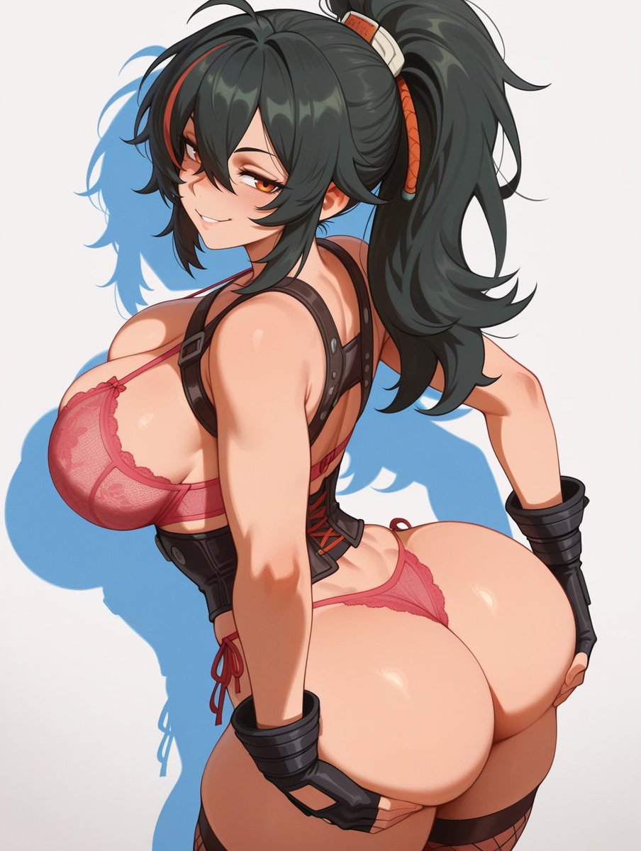 Happy #SeductiveSunday everyone. She's been a bit busy trying to decide what to wear for it today. Hopefully this works for now.