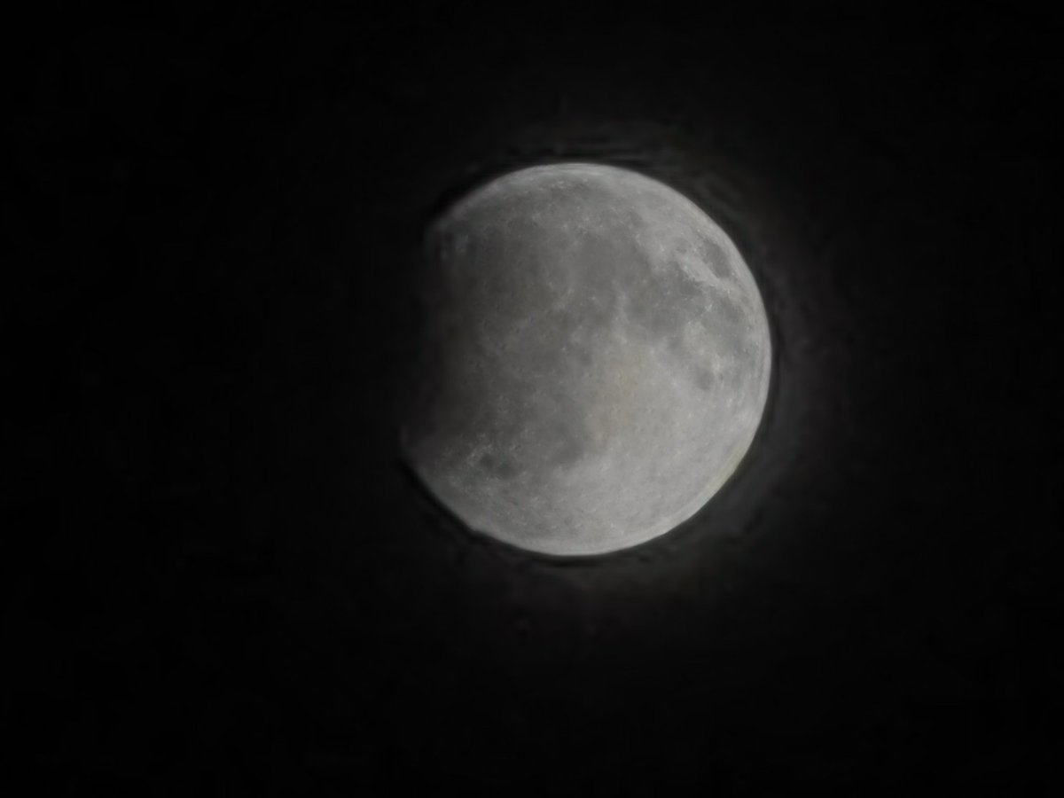 #bloodmoon is underway!
#LunarEclipse