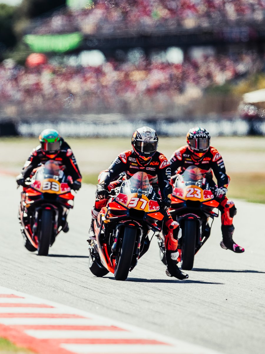 RED BULL KTM FACTORY RACING tweet media