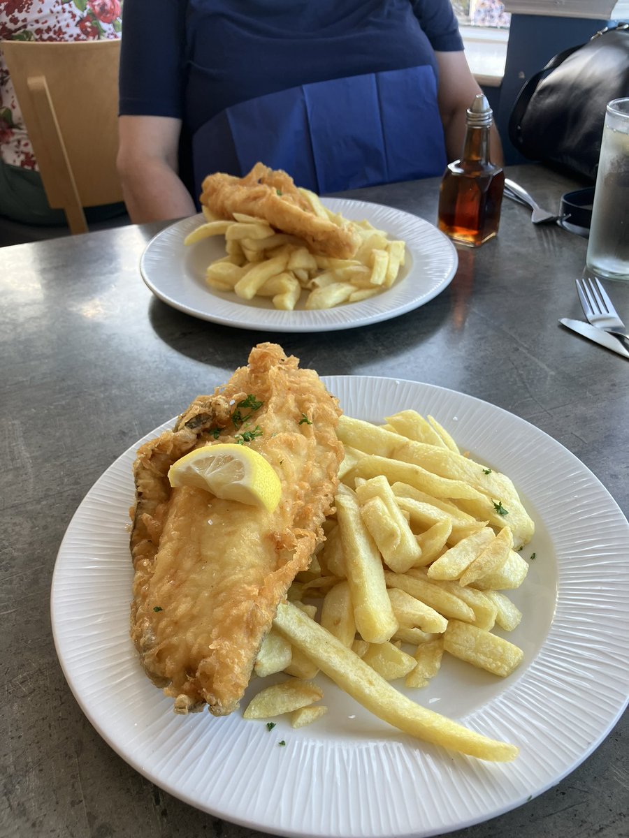 Tracy Wand tweet media