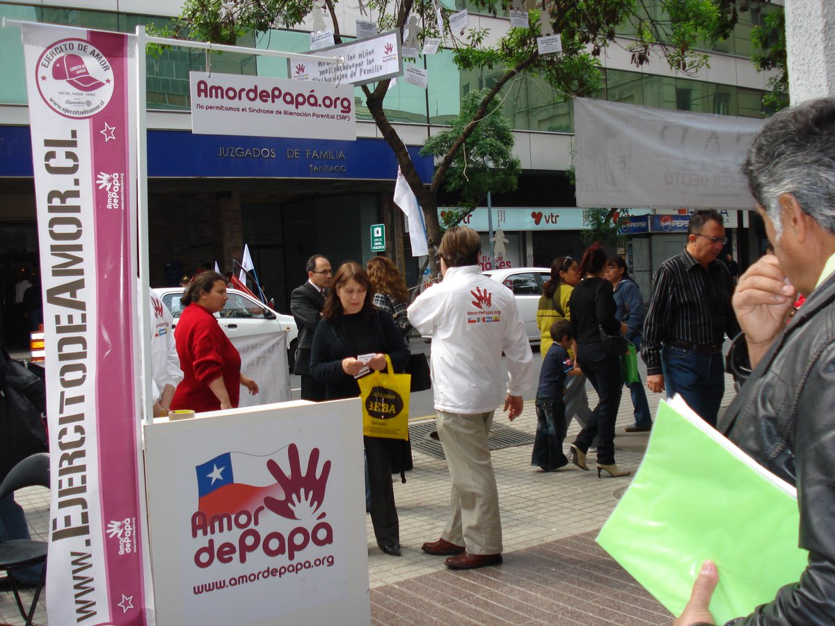 ¿YA SE INSCRIBIÓ EN NUESTRO #ejércitodeamor ?

¡VAMOS CON TODO en DEFENSA de los DERECHOS de nuestros HIJOS!

Le recordamos:
CAPACITACIÓN ESPECIALIZADA Y PERSONALIZADA ONLINE en #LEYAMORDEPAPÁ

INFÓRMESE escribiendo a reservas@leyamordepapa.cl

amordepapa.org
<a href="/AmordePapa/">Amor de Papá</a>