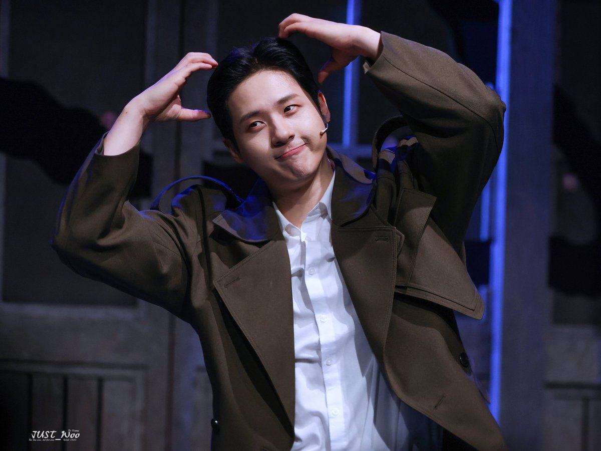 250907 낙원 신우 막공 무대인사
#B1A4 #신우 #CNU #シヌ #낙원