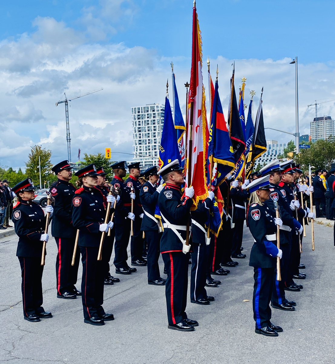 Standing alongside the families and colleagues of our fallen at the Canadian Fallen Firefighters Memorial was deeply moving. Thank you <a href="/CanFirefighters/">CFFF</a> for honouring their memory and service. The dedication and sacrifice of <a href="/Toronto_Fire/">Toronto Fire Services 🇨🇦</a> members will never be forgotten. <a href="/TPFFA/">Toronto Firefighters</a>